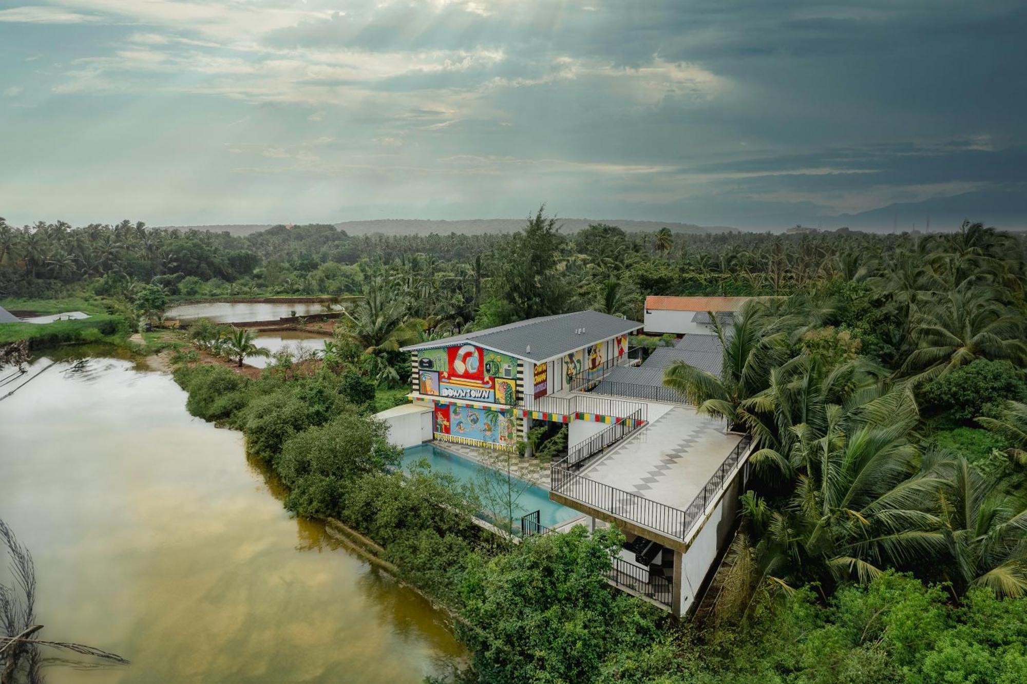Downtown Arambol - The River Side Hostel Exterior foto